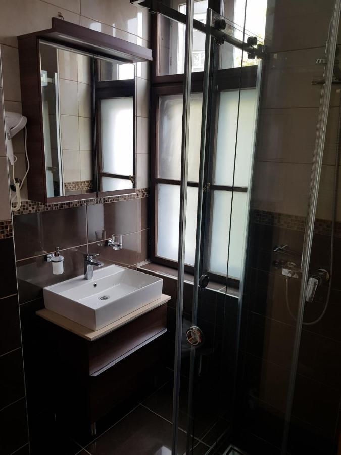 Hotel Kutko Pančevo Εξωτερικό φωτογραφία