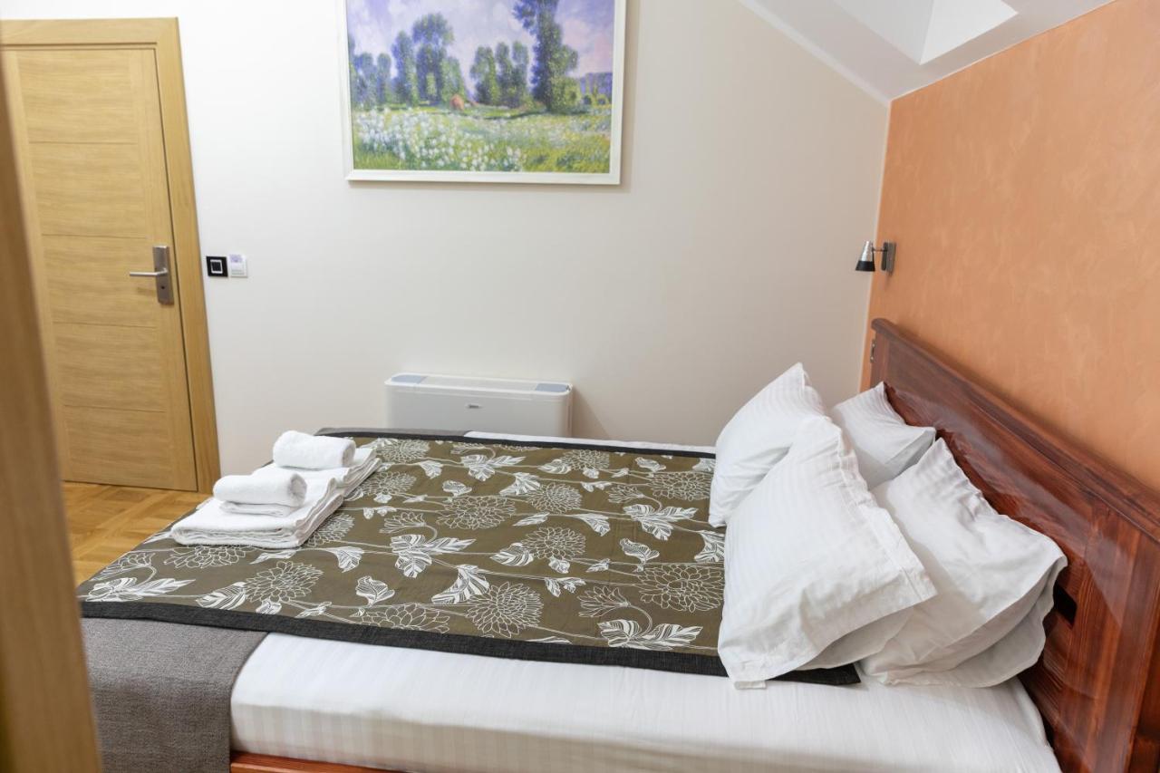 Hotel Kutko Pančevo Εξωτερικό φωτογραφία