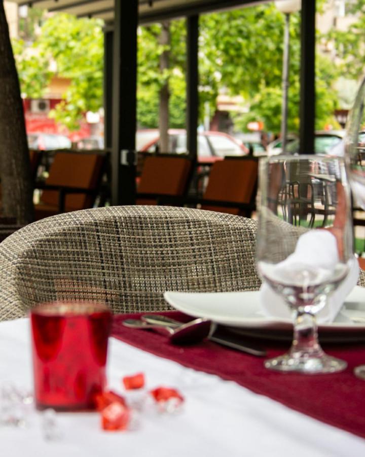 Hotel Kutko Pančevo Εξωτερικό φωτογραφία